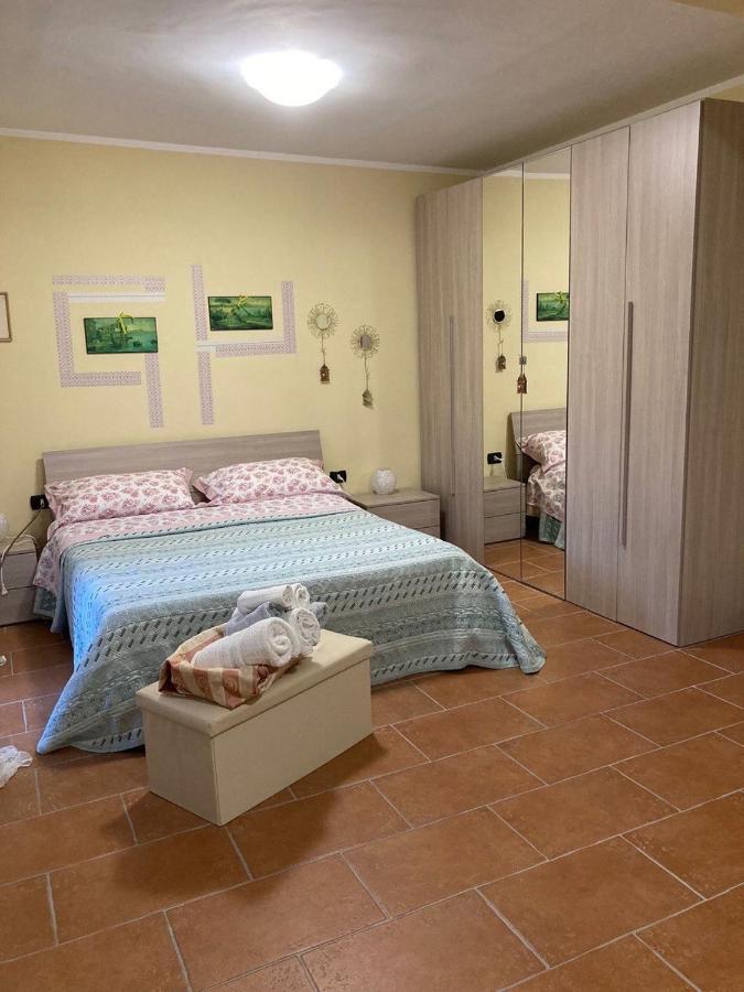 B&B Al San Francesco カステル・ディ・サングロ エクステリア 写真